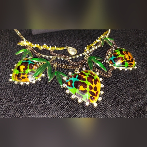 Betsey Johnson JUNGLE NECKLACE AND BRACELET SET VINTAGE - Picture 2 of 9